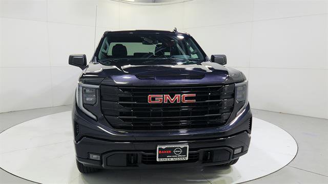 Used 2025 GMC Sierra 1500 Elevation AWD/4WD image 2
