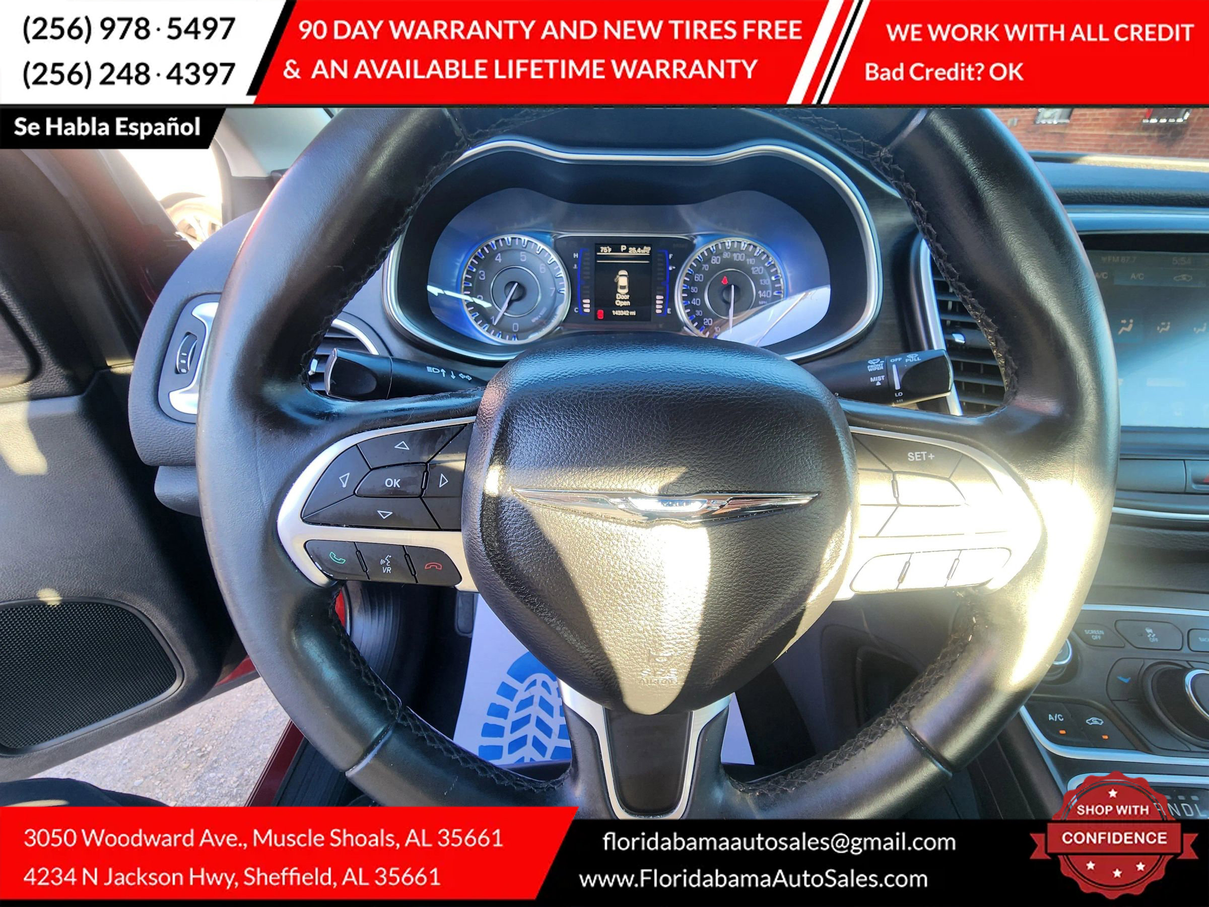 Used 2017 Chrysler 200 Limited Platinum image 11