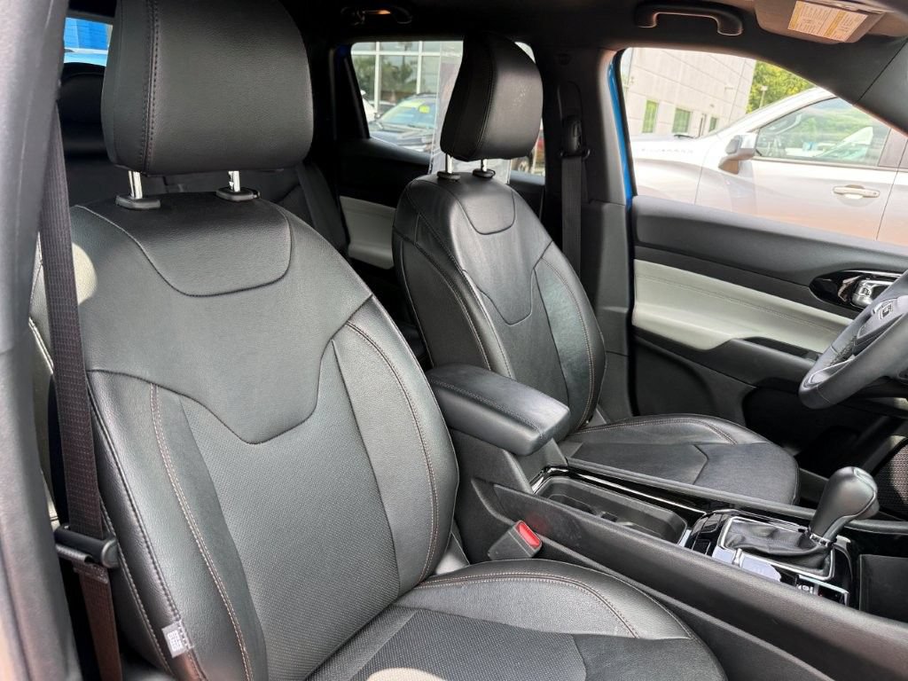 Used 2023 Jeep Compass Limited AWD/4WD image 23