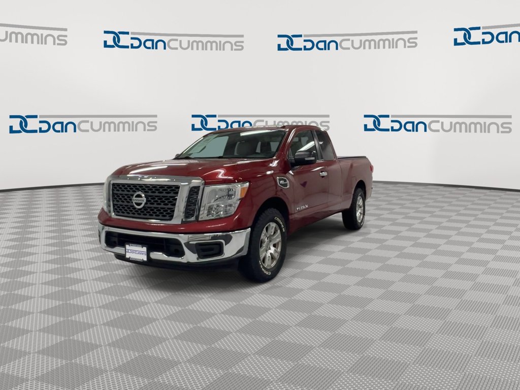 Used 2017 Nissan Titan SV RWD image 4