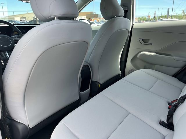 Certified 2025 Hyundai Kona SE image 19