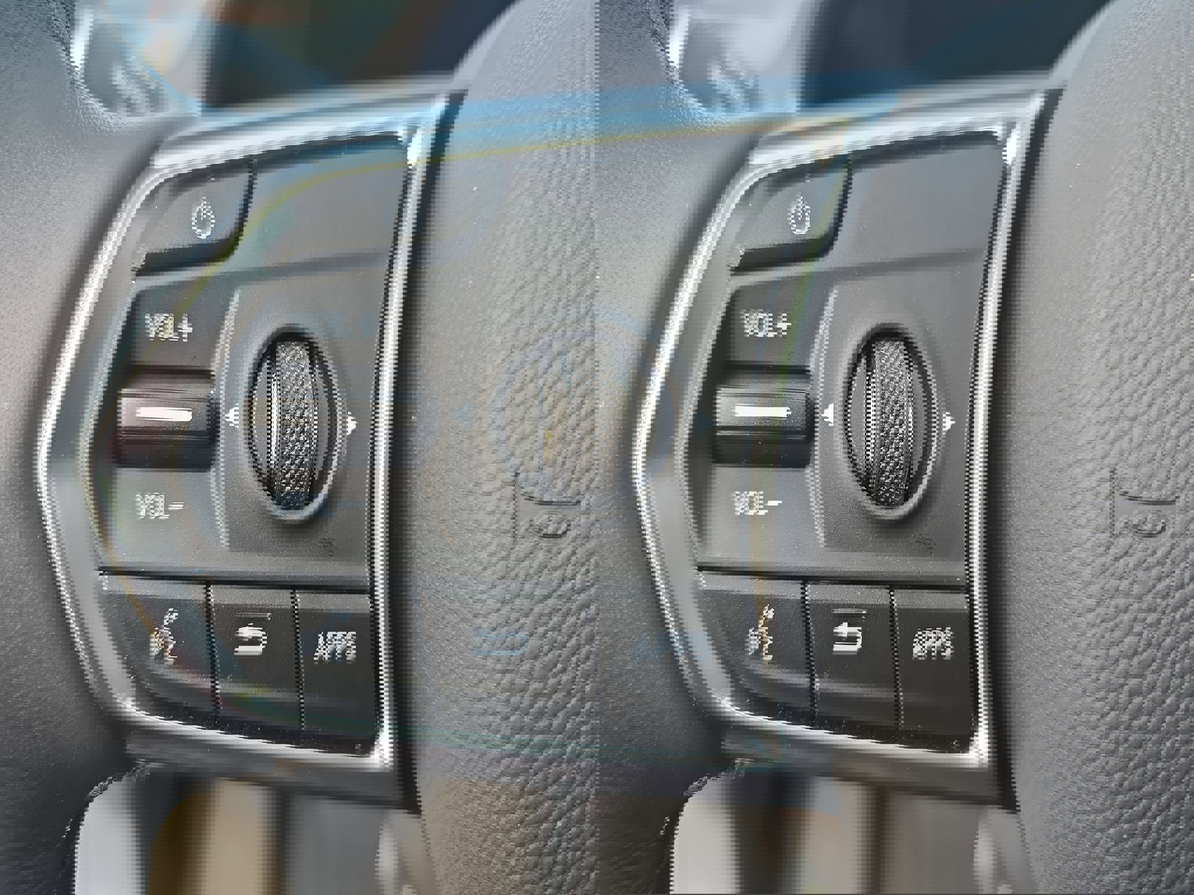 Used 2025 Acura RDX w/Technology Package image 17