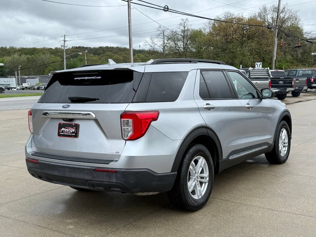 Used 2020 Ford Explorer XLT w/ Comfort Package AWD/4WD image 17