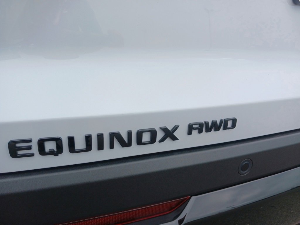 New 2026 Chevrolet Equinox RS w/ Convenience Package III image 9