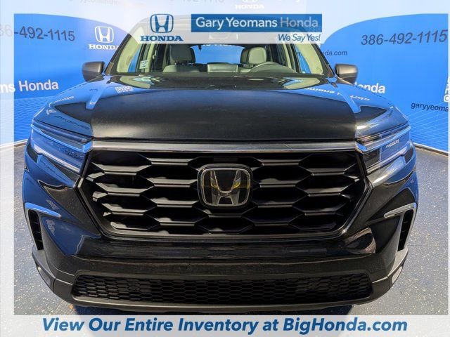 Certified 2023 Honda Pilot LX image 12