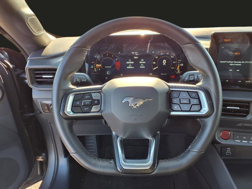 Used 2024 Ford Mustang Coupe image 17