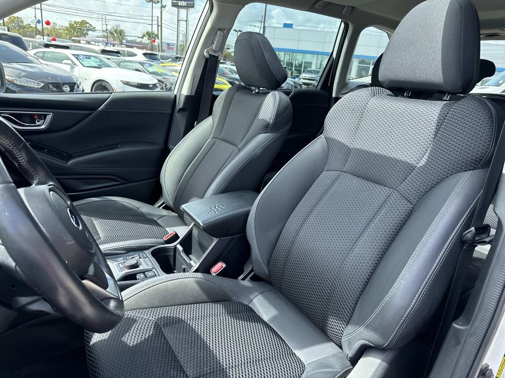 Used 2022 Subaru Forester Premium AWD/4WD image 17