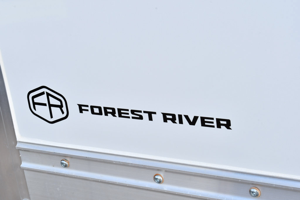 New 2027 Ford E-450 and Econoline 450 Super Duty w/ Power Equipment Group RWD image 22