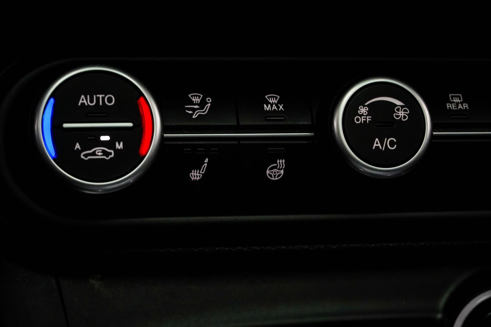 Used 2023 Alfa Romeo Stelvio Veloce image 23