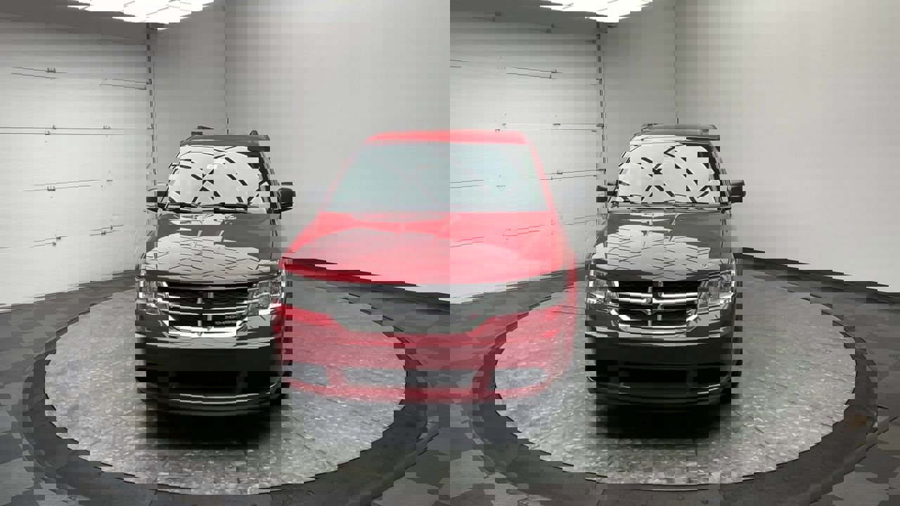 Used 2019 Dodge Journey SE image 29