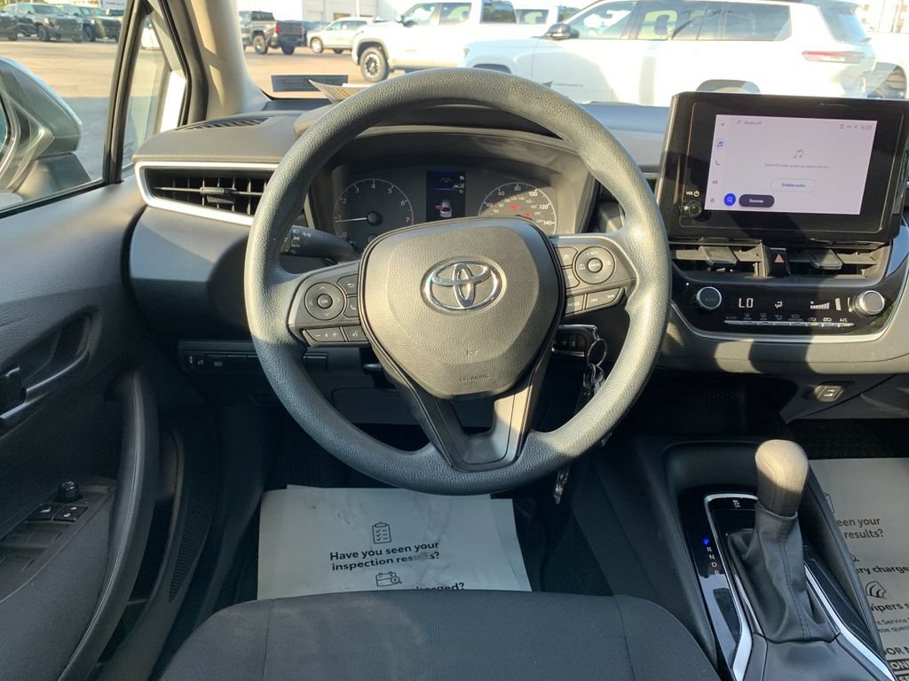 Used 2024 Toyota Corolla LE FWD image 17