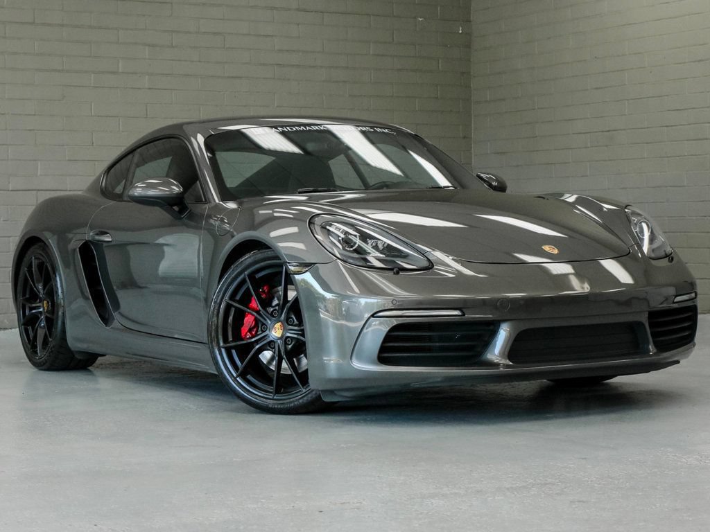 Used 2018 Porsche 718 Cayman RWD image 1