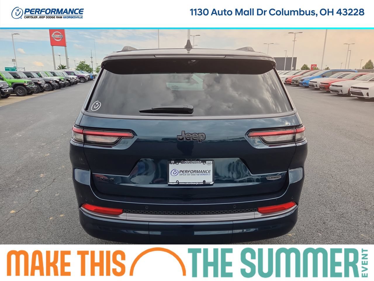 New 2026 Jeep Grand Cherokee L Summit w/ Obsidian Package AWD/4WD image 6