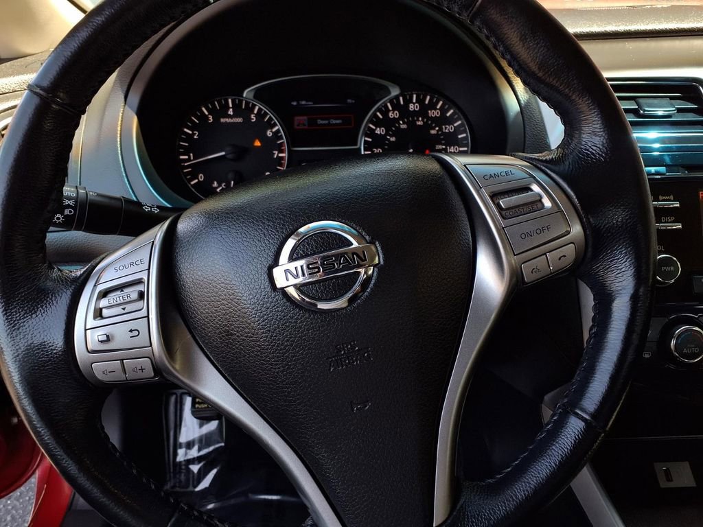 Used 2013 Nissan Altima 2.5 SL FWD image 13