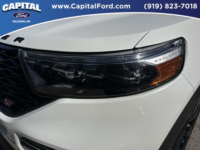 Certified 2021 Ford Explorer ST w/ ST Street Pack image 11