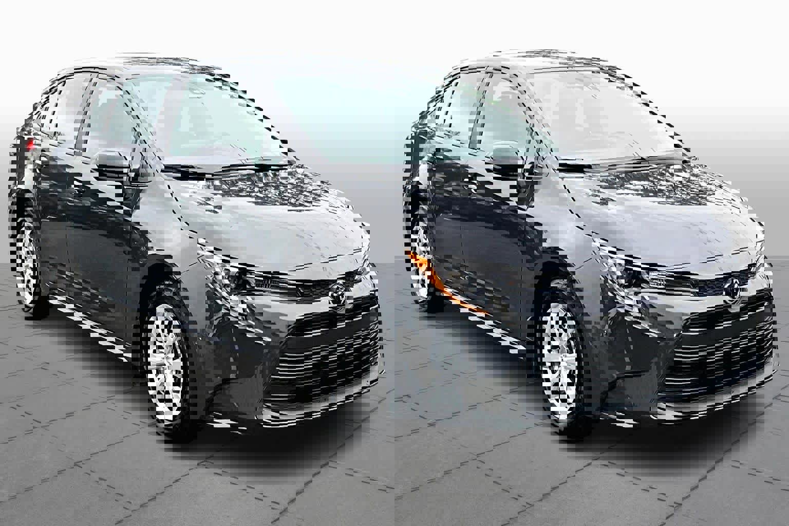 Certified 2025 Toyota Corolla LE image 2