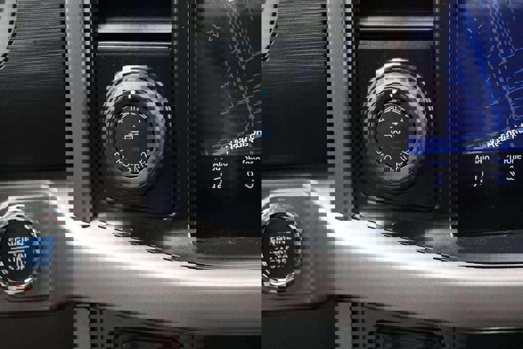 Used 2024 Ford F150 XLT w/ Equipment Group 302A MID image 30