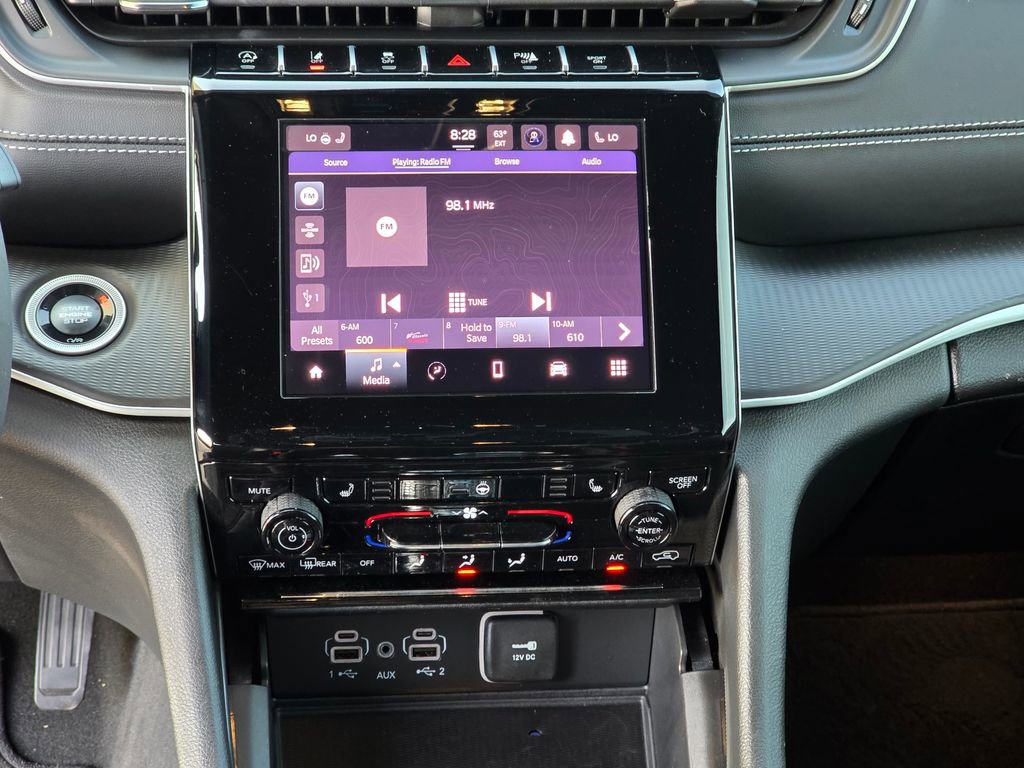 Used 2025 Jeep Grand Cherokee Altitude image 26