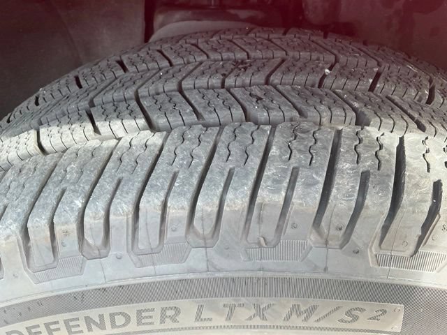 Used 2015 Chevrolet Tahoe LTZ AWD/4WD image 14