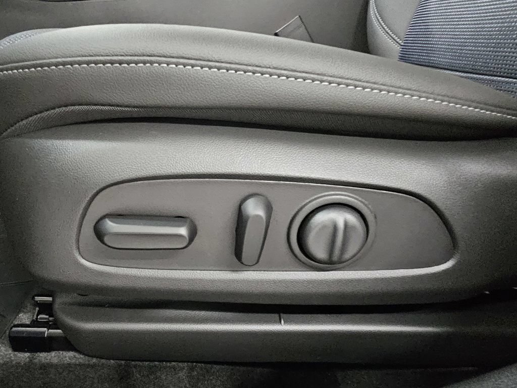 New 2026 Buick Envista Preferred w/ Convenience I Package FWD image 16