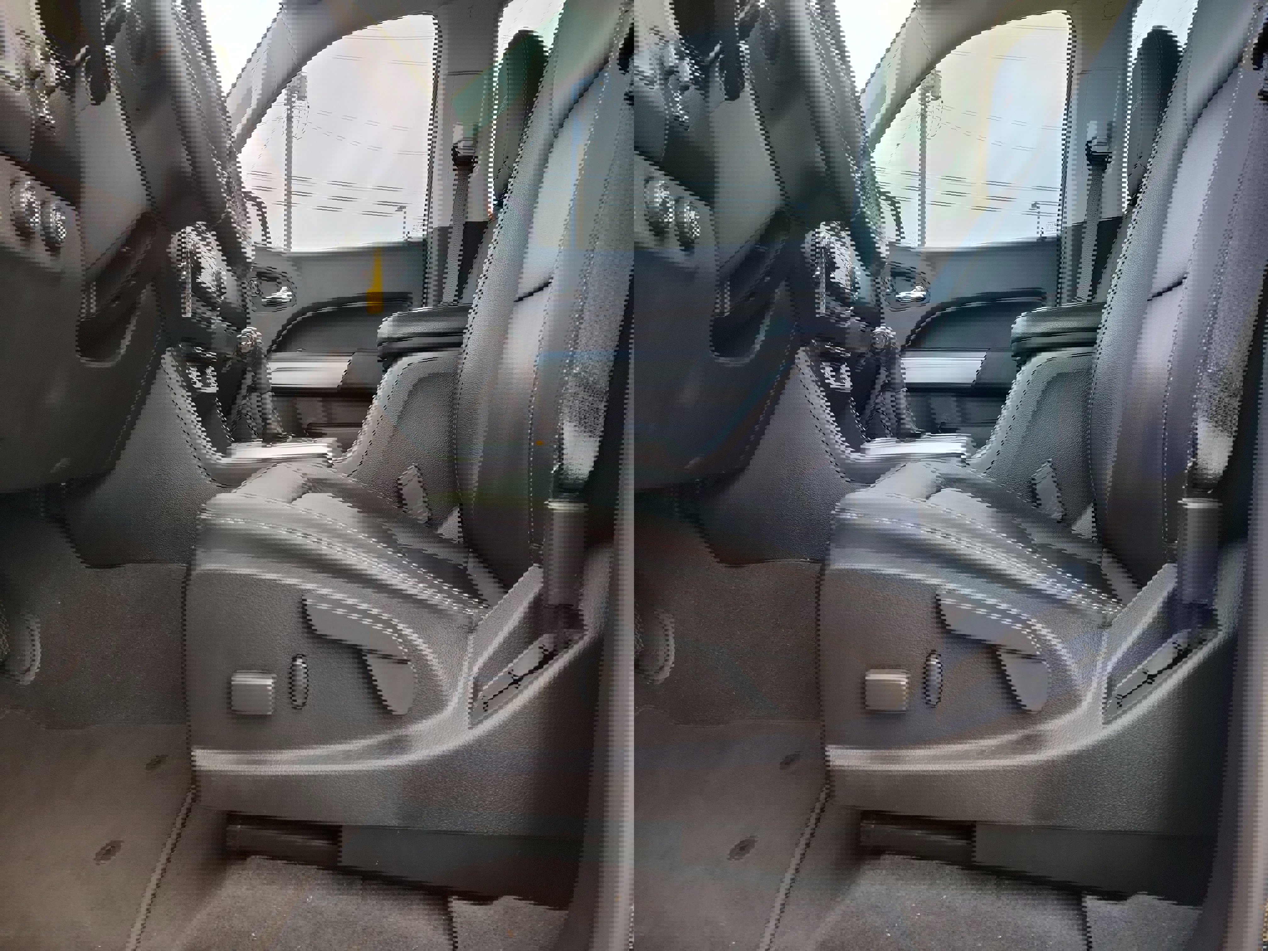 Used 2021 Chevrolet Colorado ZR2 image 16