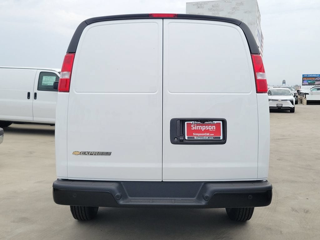 New 2026 Chevrolet Express 2500 w/ Driver Convenience Package RWD image 20
