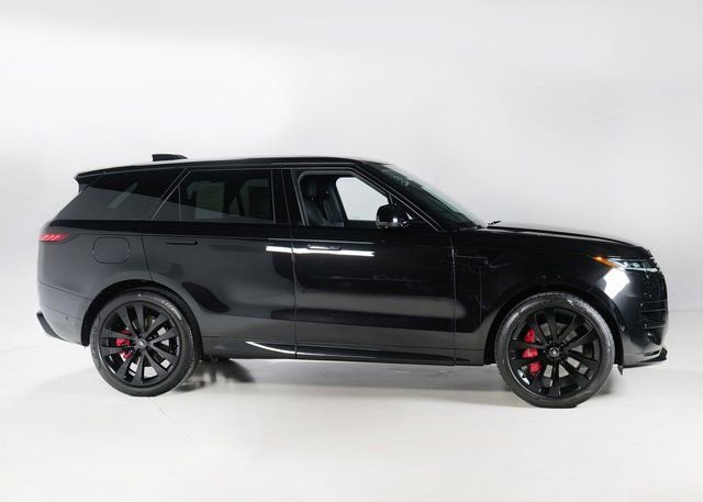 Used 2025 Land Rover Range Rover Sport Dynamic SE image 29