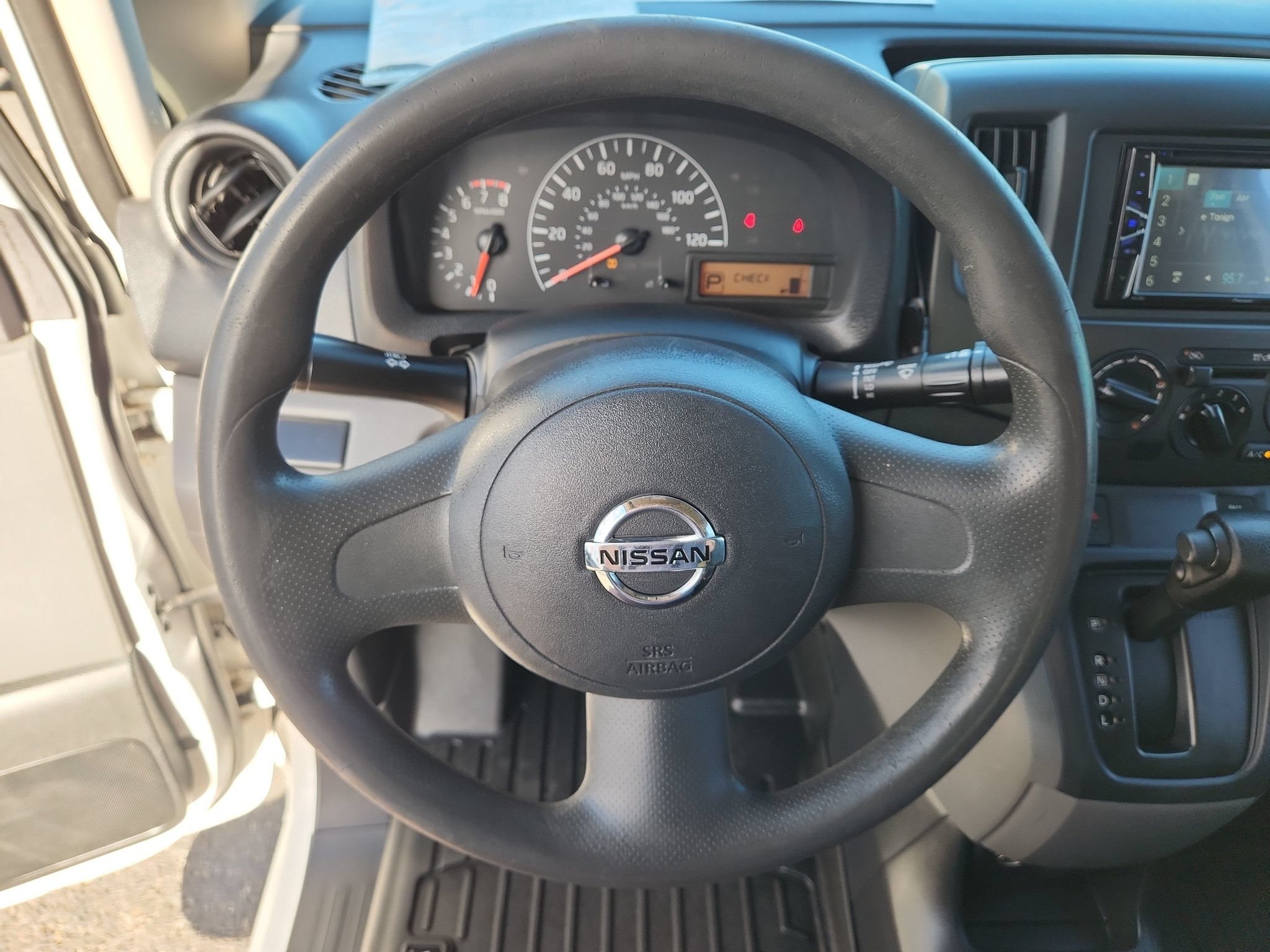Used 2017 Nissan NV200 S FWD image 14