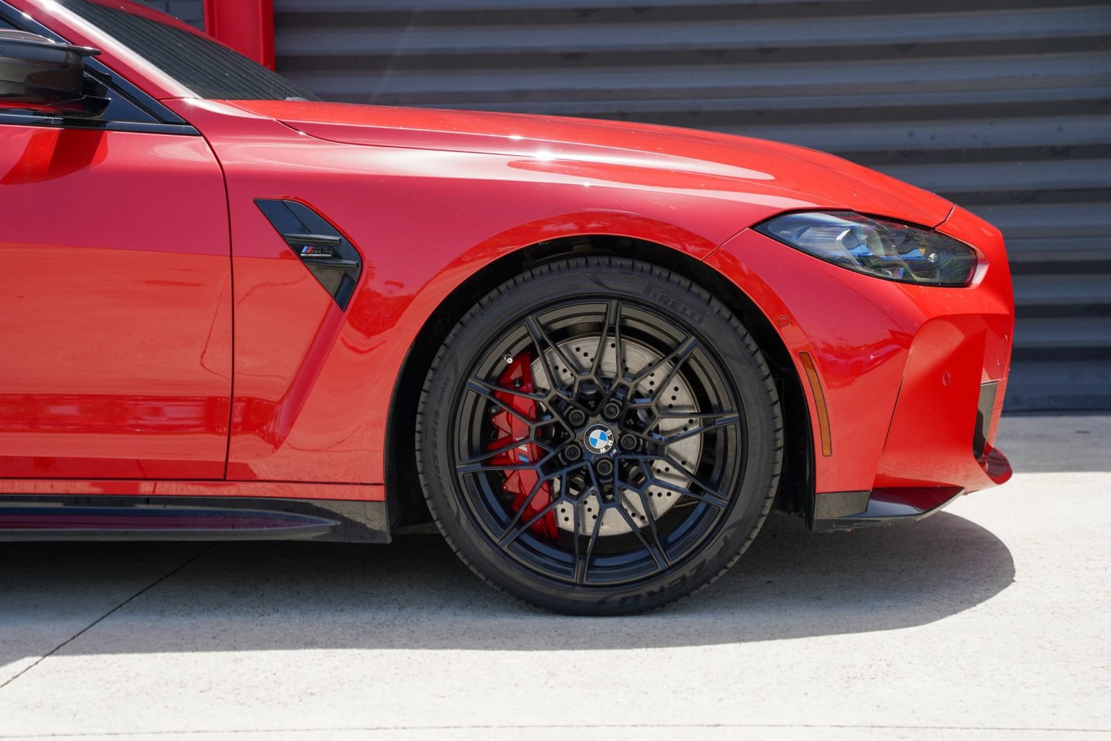 Used 2021 BMW M4 Competition w/ M Carbon Exterior Package RWD image 2