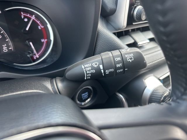 Used 2020 Toyota RAV4 Limited AWD/4WD image 21
