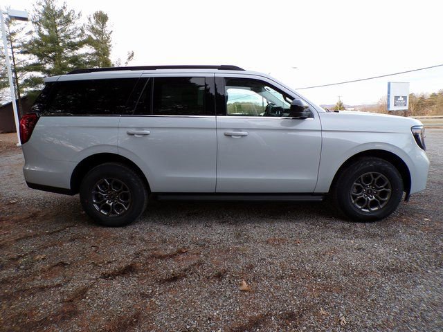 New 2025 Ford Expedition Active AWD/4WD image 5