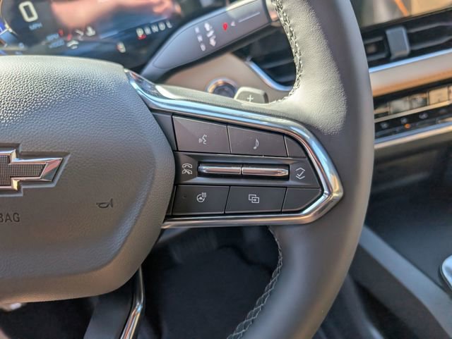 New 2026 Chevrolet Equinox ACTIV w/ Convenience Package III AWD/4WD image 18