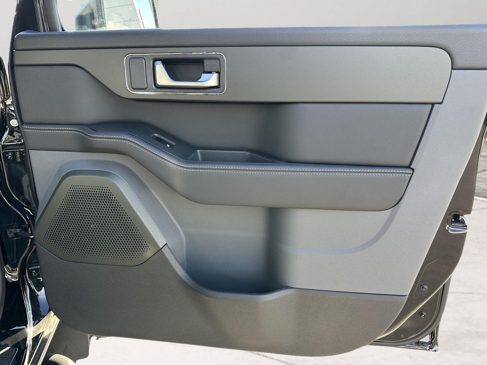 New 2025 INEOS Grenadier Station Wagon AWD/4WD image 14