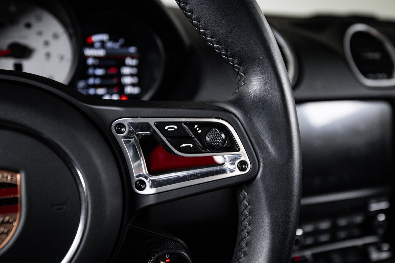 Certified 2024 Porsche 718 Cayman RWD image 16