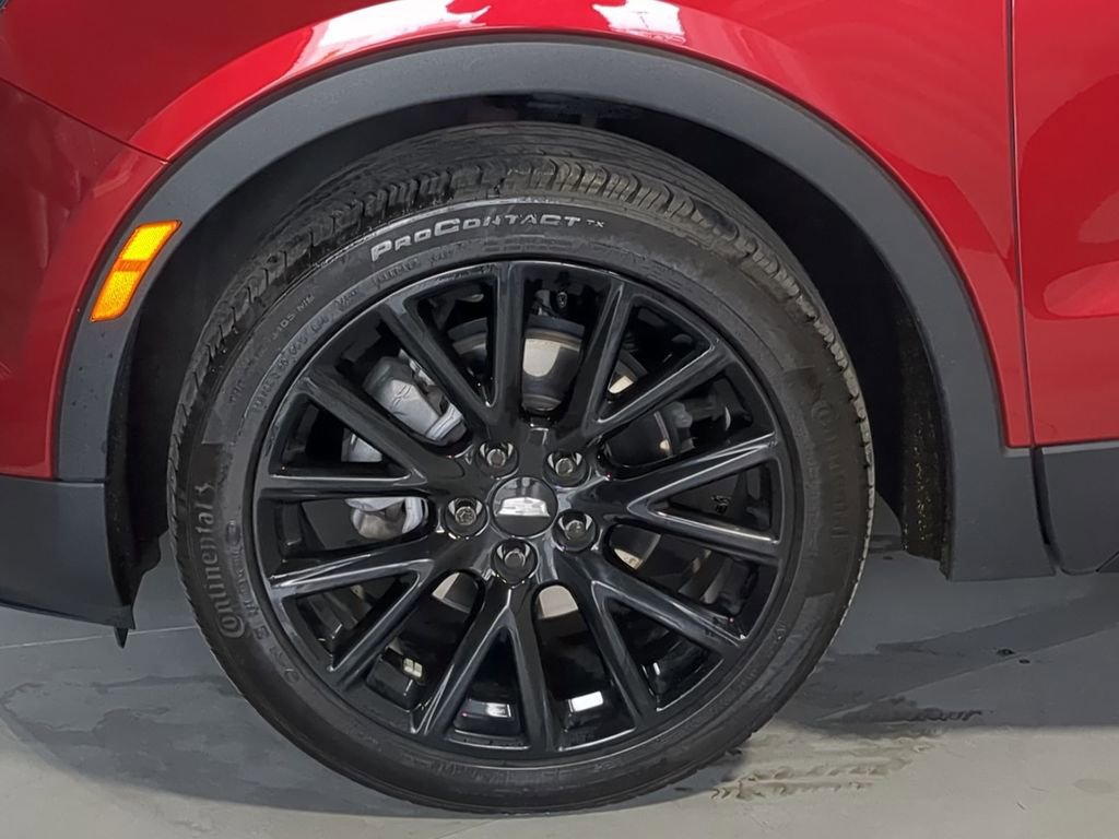 Used 2023 Cadillac XT4 Sport w/ LPO, Onyx Lite Package image 17