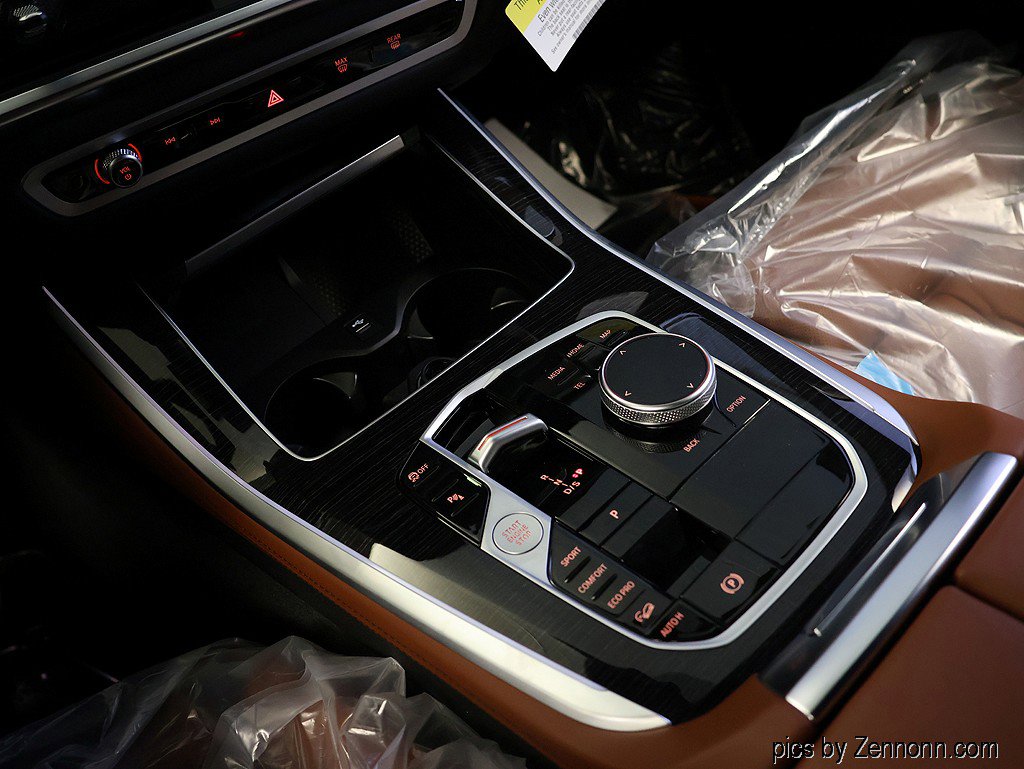 New 2026 BMW X5 xDrive40i w/ M Sport Package AWD/4WD image 25