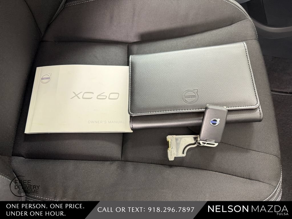 Used 2016 Volvo XC60 T5 w/ Proximity Package FWD image 50