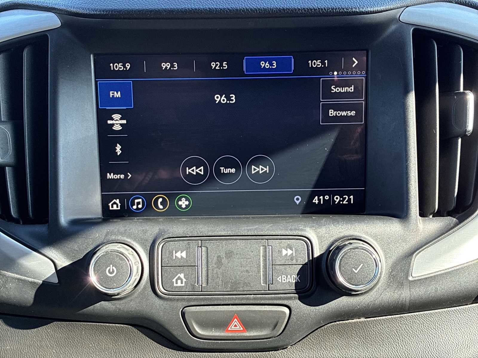 Used 2021 GMC Terrain SLT AWD/4WD image 12