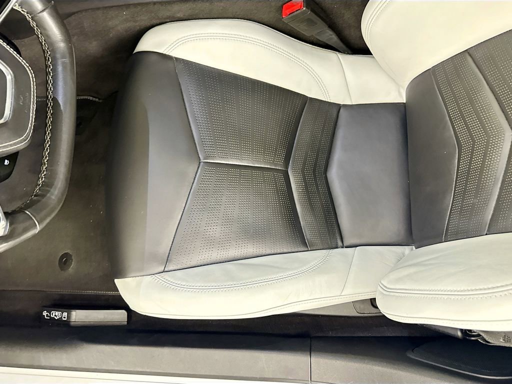 Used 2020 Chevrolet Corvette Stingray Premium Conv w/ 3LT Preferred Equipment Group RWD image 19