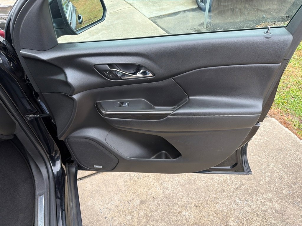 Used 2017 GMC Acadia SLT image 35