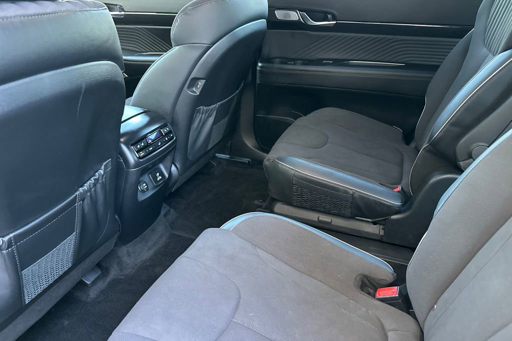 Used 2025 Hyundai Palisade Calligraphy image 9