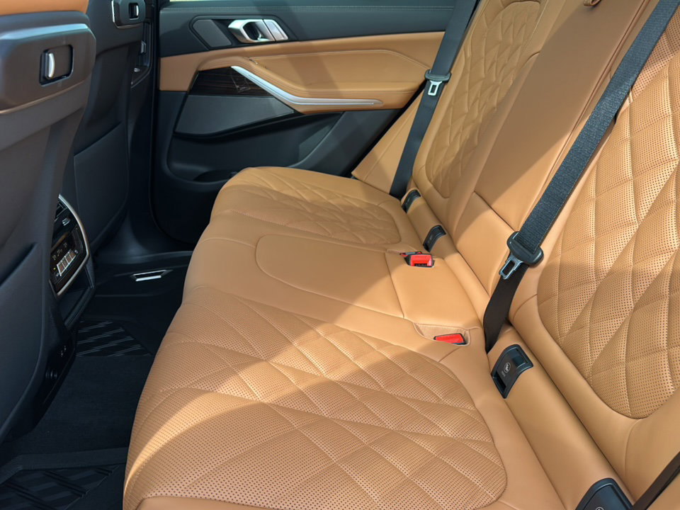 New 2026 BMW X5 xDrive40i w/ Premium Package image 16