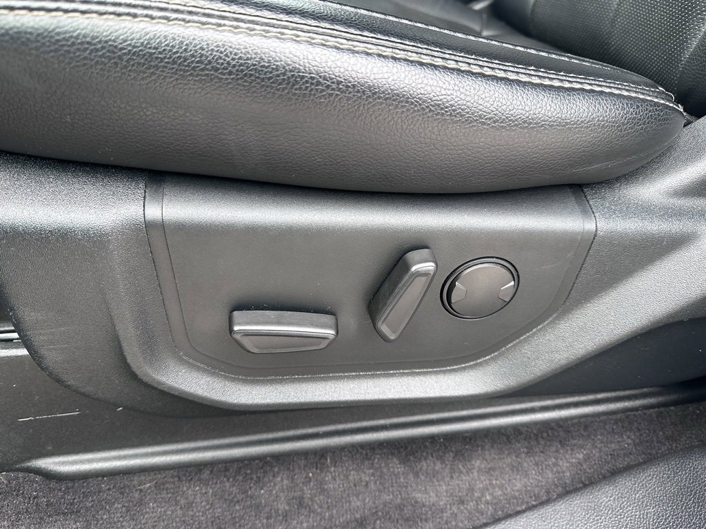 Used 2020 Ford F150 Lariat w/ Equipment Group 502A Luxury image 21