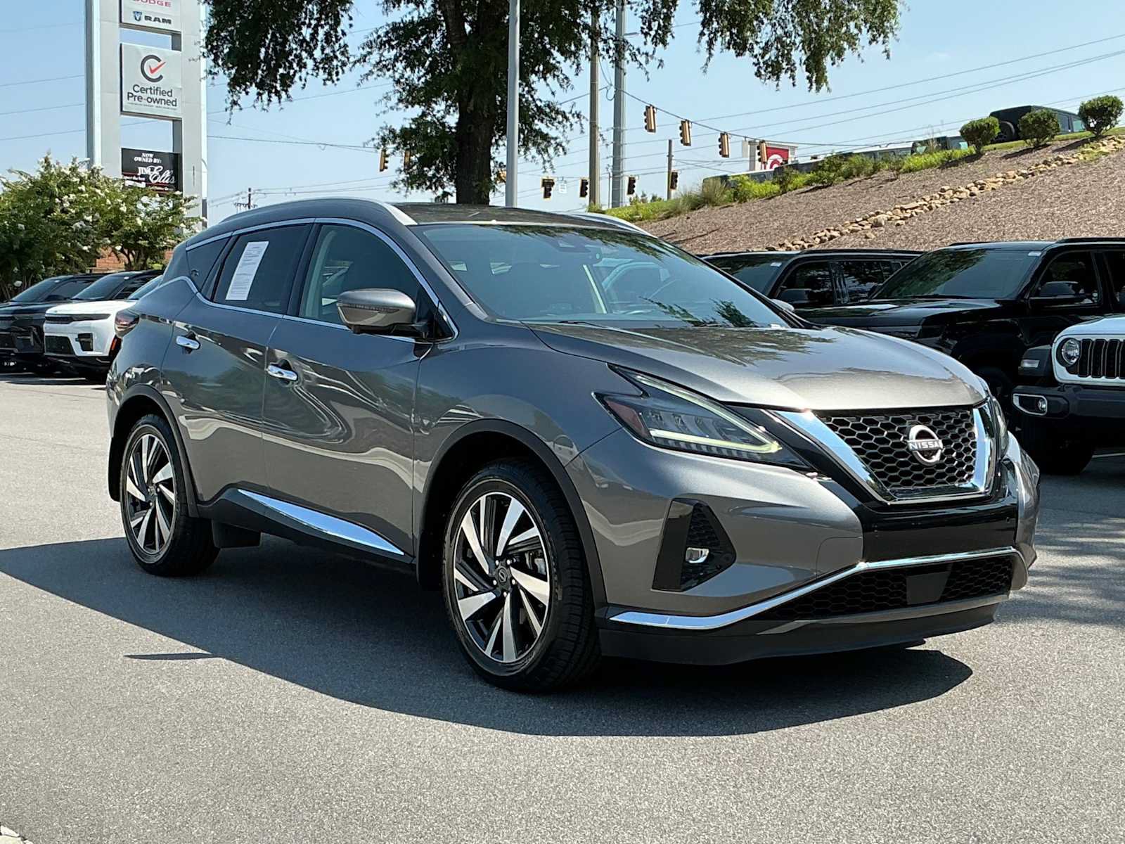 Used 2023 Nissan Murano SL w/ Cargo Package AWD/4WD image 7