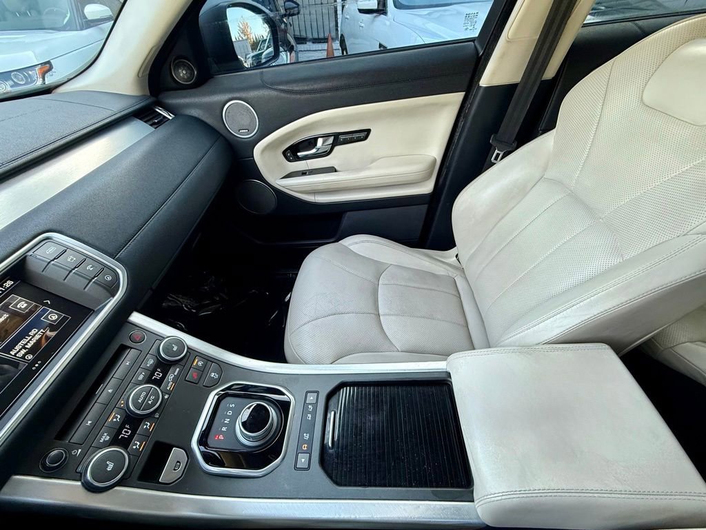 Used 2016 Land Rover Range Rover Evoque HSE image 20