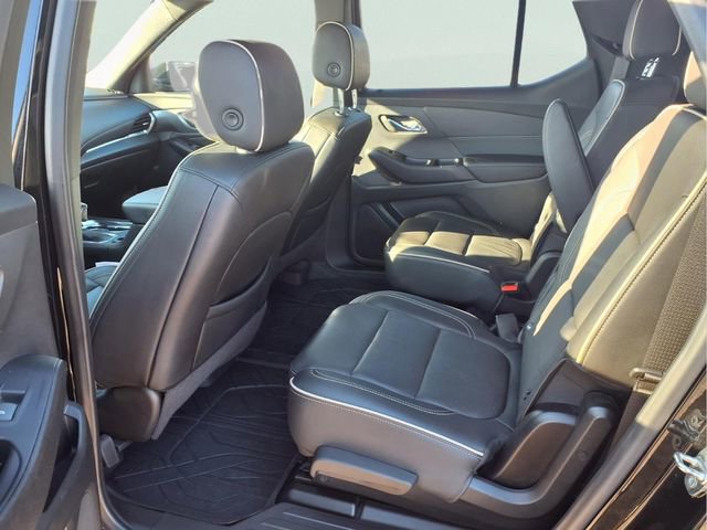 Certified 2022 Chevrolet Traverse Premier w/ Redline Edition image 25
