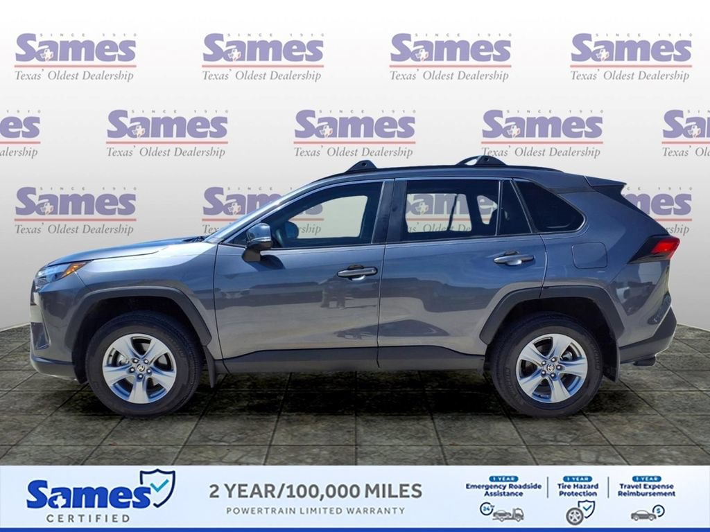 Used 2024 Toyota RAV4 XLE w/ Convenience Package FWD image 4