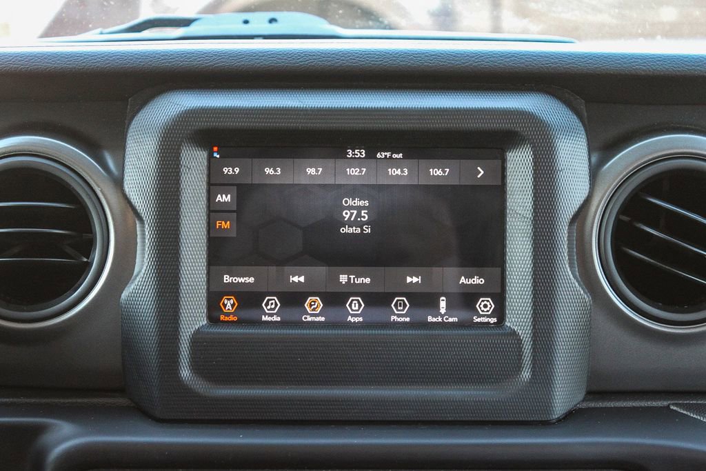 Used 2023 Jeep Wrangler Sport image 17