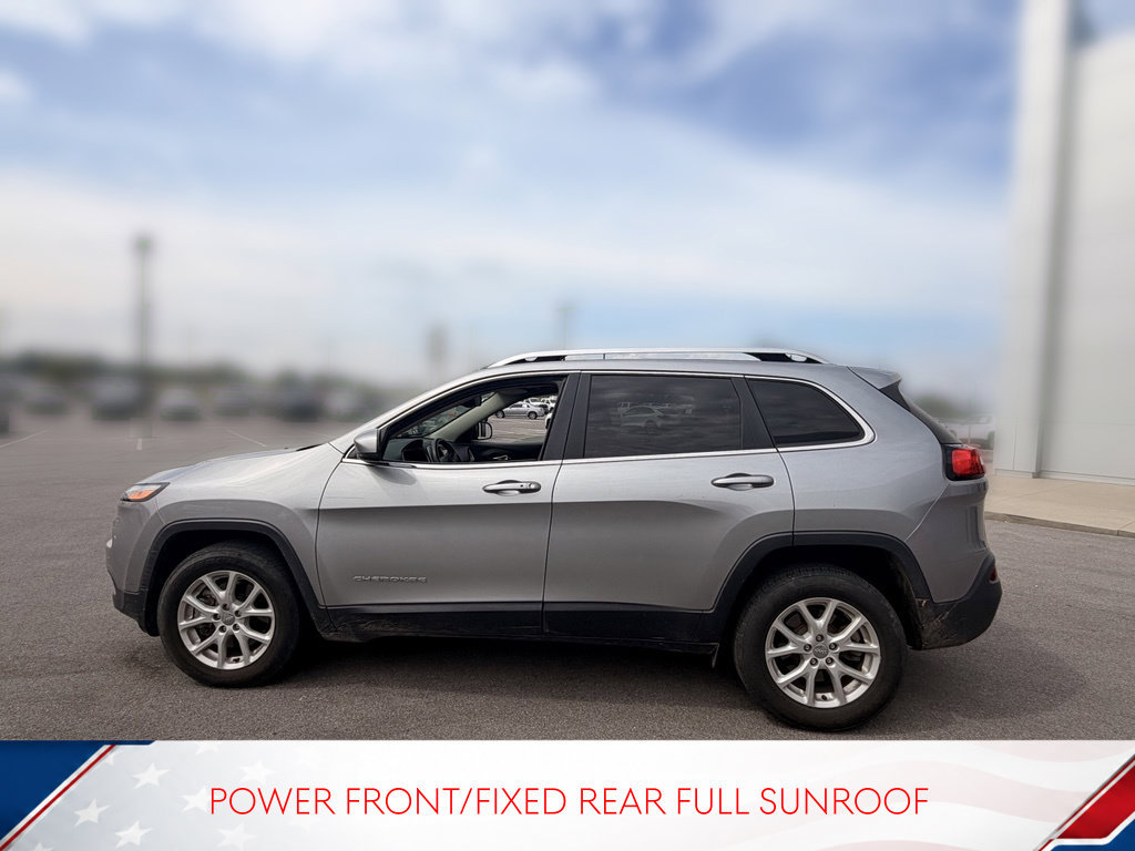 Used 2017 Jeep Cherokee Latitude AWD/4WD image 7