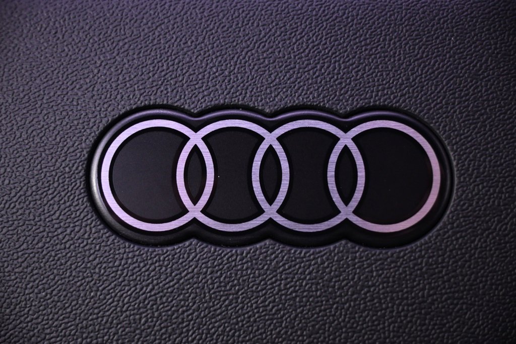 Used 2022 Audi Q4 e-tron Premium w/ Convenience Package image 36